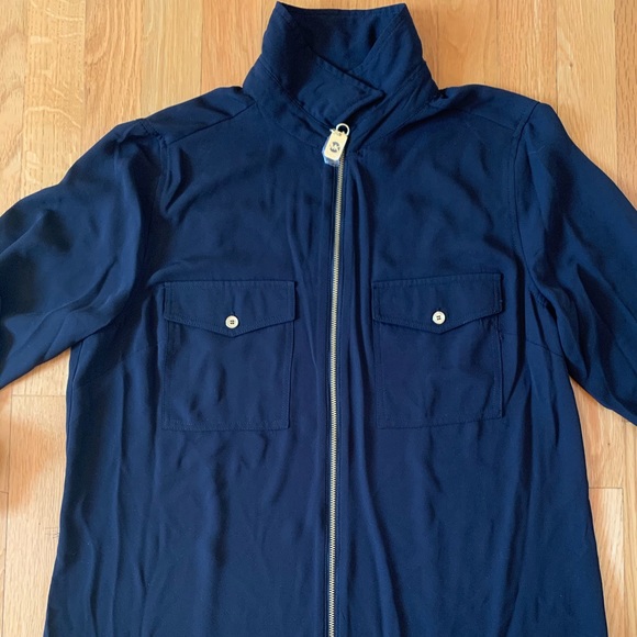 Flowy Zip-Up Blouse - Picture 5 of 7